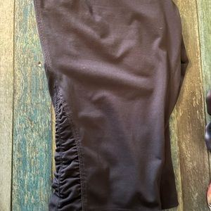 Westbound Knee length capri work out pant . EUC!! SzXL